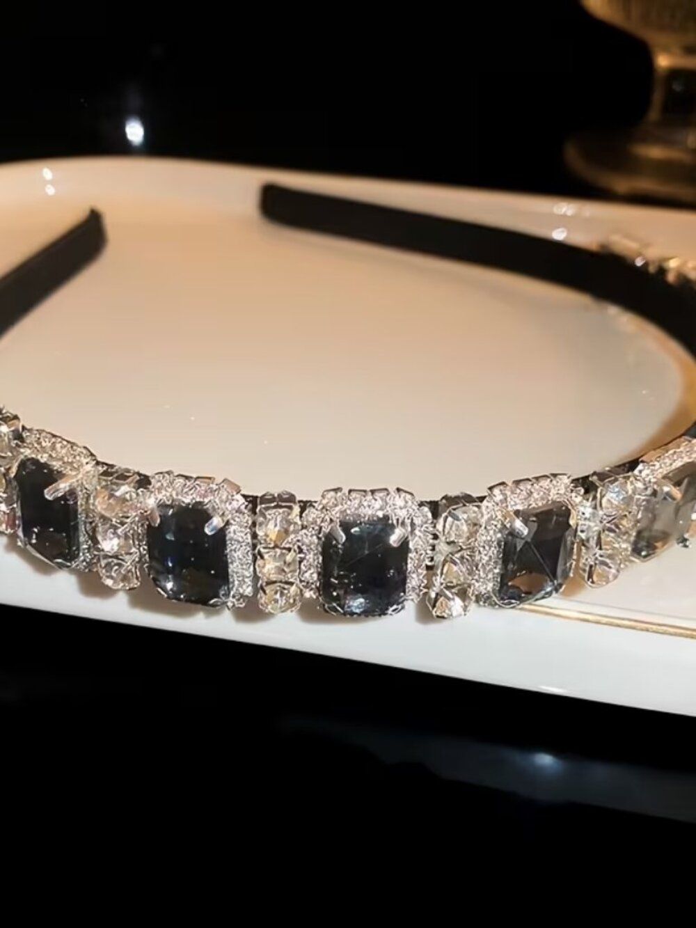 HEADBAND WITH BLACK AND CLEAR RHINESTONES